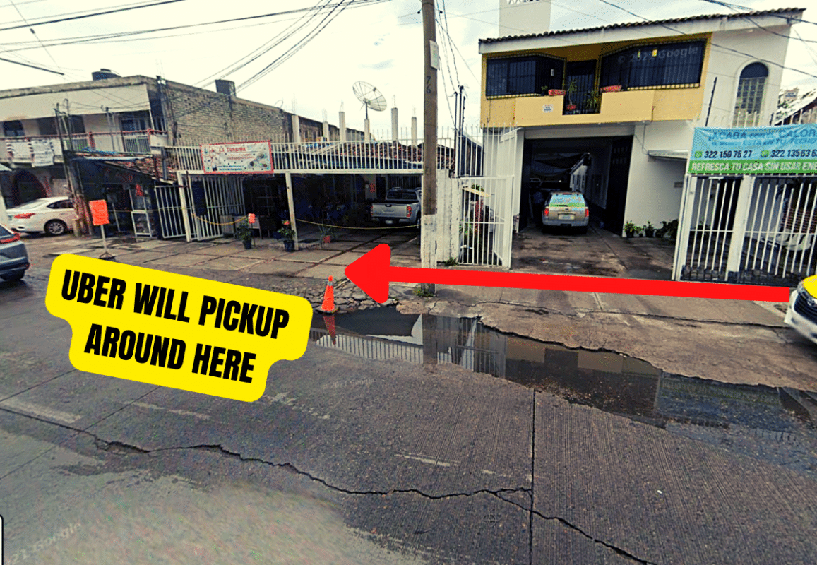 The Uber pickup zone across the street from the Puerto Vallarta airpot.